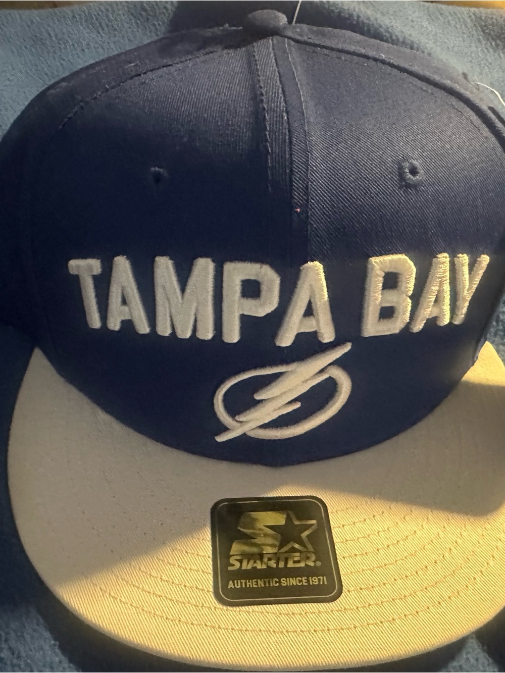 Tampa Bay LightningTwo-Tone Snapback Hat - Navy & White